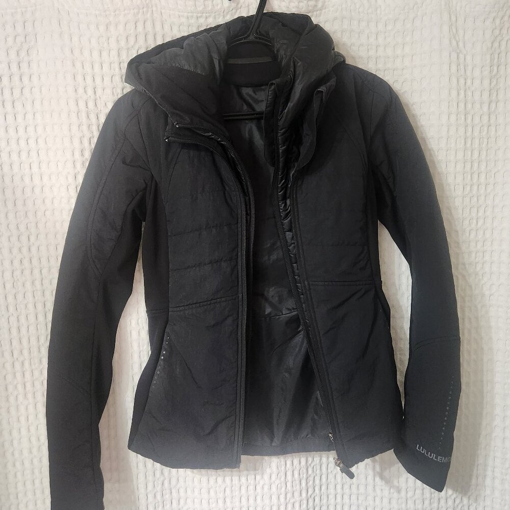 Lululemon Another Mile Jacket Size 4